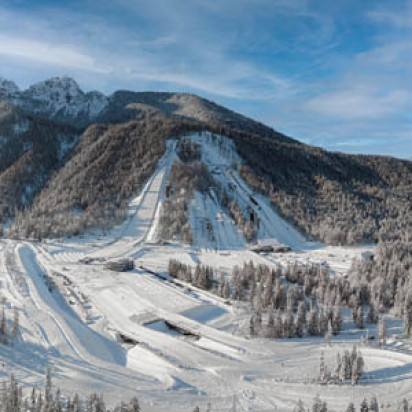 B02 300x300 iStock 1455231321 Planica